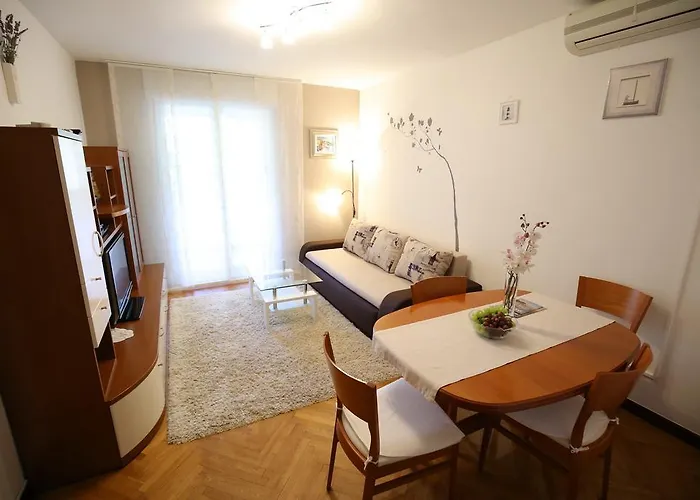 Navigare Apartment *